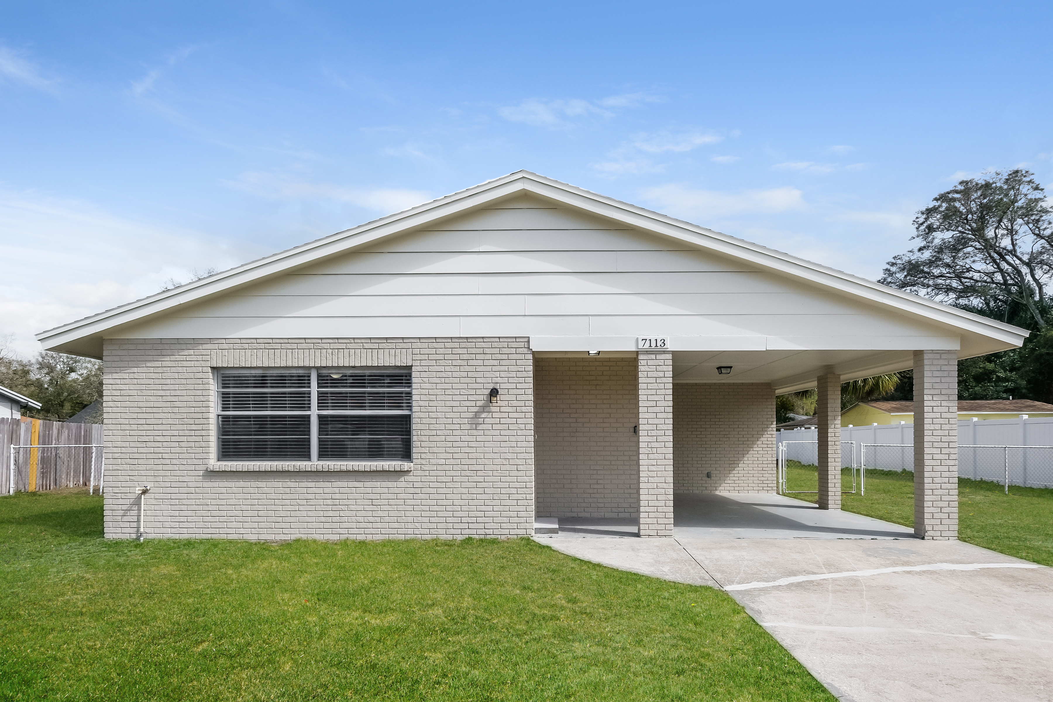 7113 N 50TH TAMPA, FL 33617